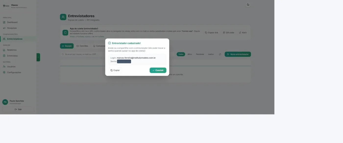 Confirmação Entrevistador cadastrado exibindo o login e a senha inicial coberta